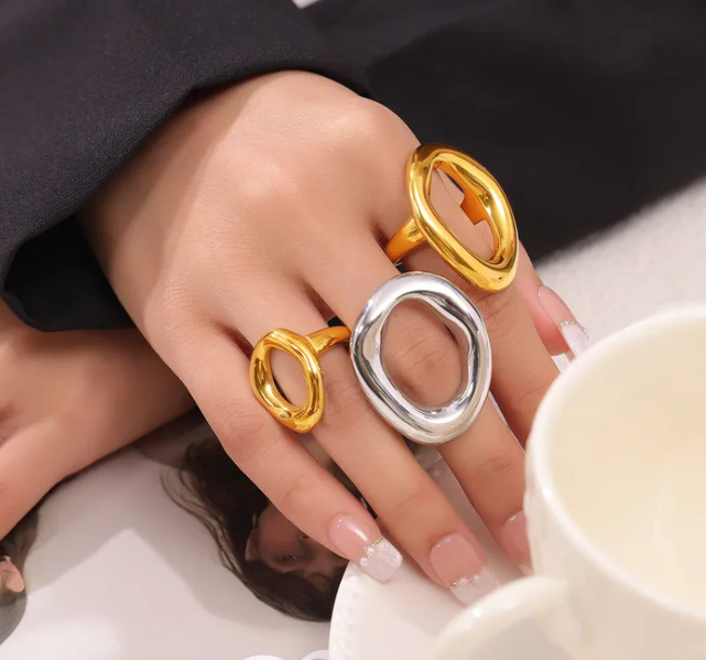 Detalle de joyería Zahira para la categoría anillos